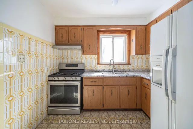 Additional image 16 of 92 Earlton Rd