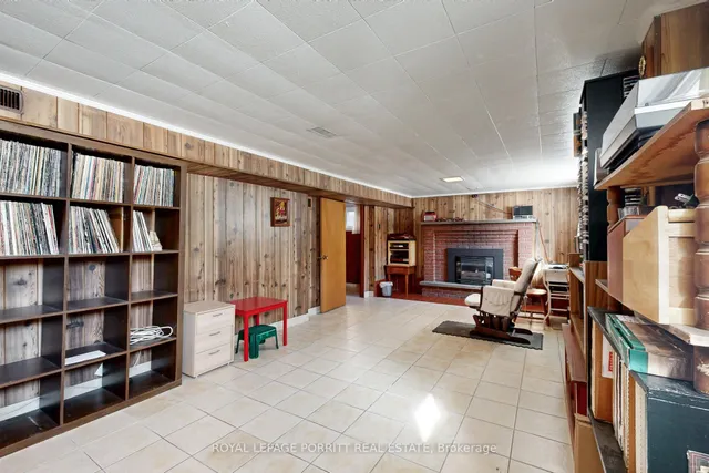 Additional image 32 of 31 Badger Dr