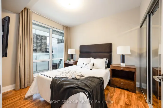 Additional image 21 of 80 John St Unit 1101