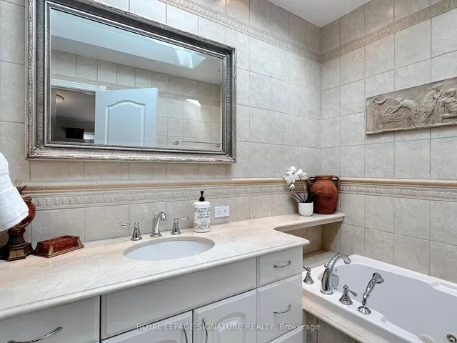 Additional image 26 of 53 Stanhope Ave