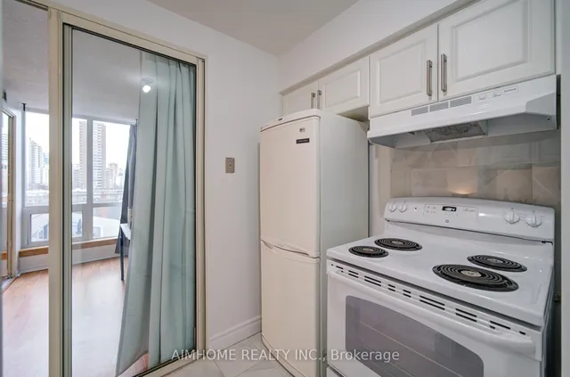 Additional image 27 of 1055 Bay St Unit 603