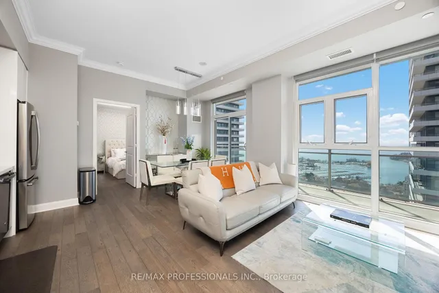 Additional image 2 of 33 Shore Breeze Dr Unit LPH3501