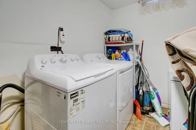 Additional image 36 of 46 Brentcliff Dr