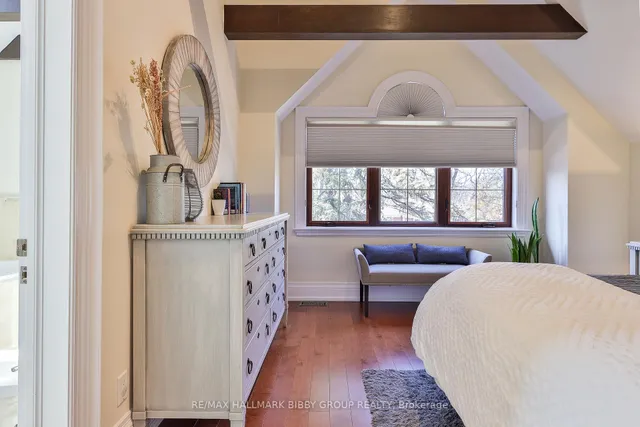 Additional image 22 of 11 Humbercrest Blvd