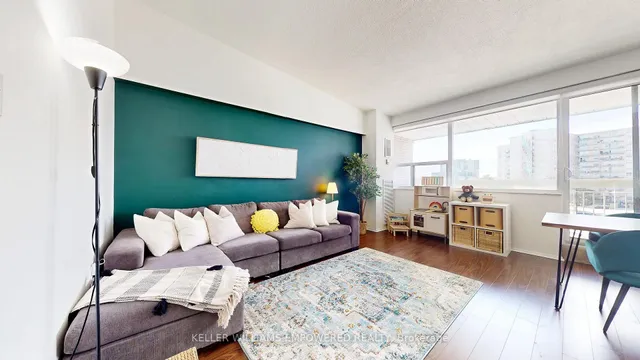 Additional image 4 of 4060 Lawrence Ave Unit 416