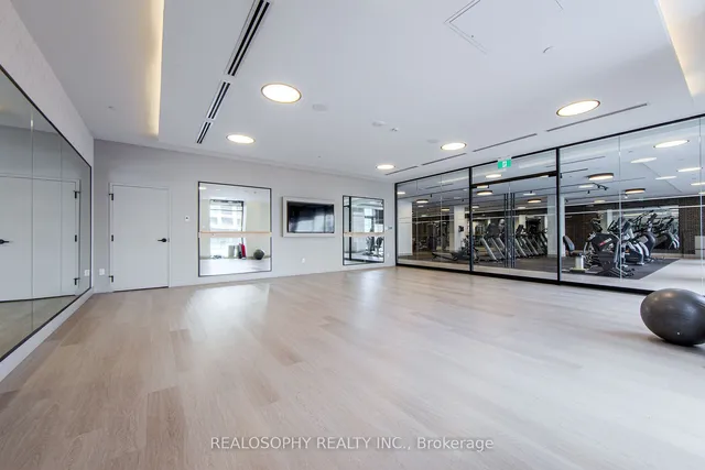 Additional image 38 of 130 River St Unit 1905