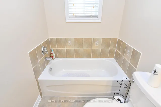 Additional image 16 of 44 Browview Dr