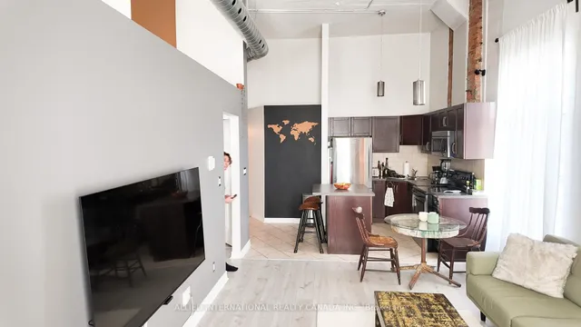 Additional image 29 of 80 King William St Unit 104