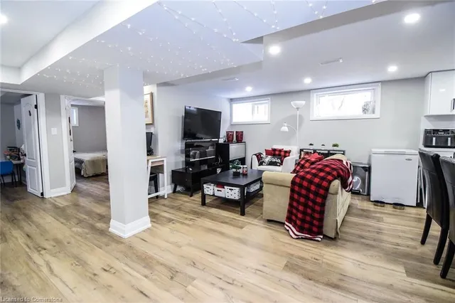 Additional image 24 of 176 East 43rd St