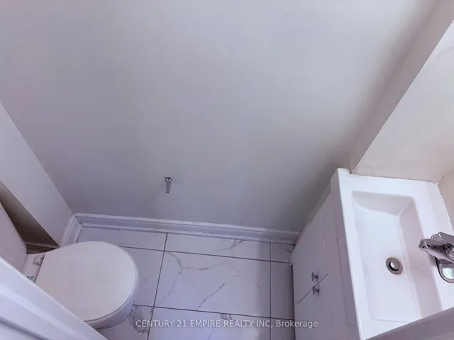 Additional image 9 of 19 Bramhall Circ