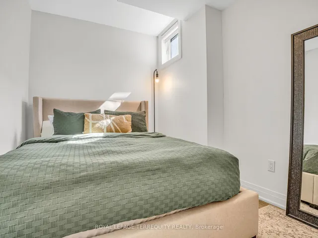 Additional image 8 of 715 Lawrence Ave Unit 23