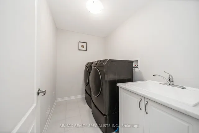 Additional image 29 of 10 Loomis Rd