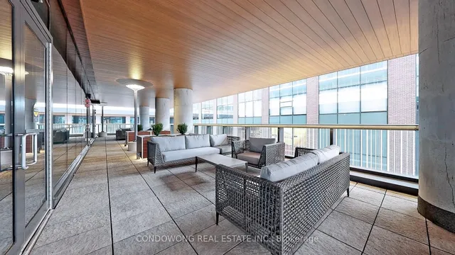 Additional image 27 of 19 Bathurst St Unit 1810