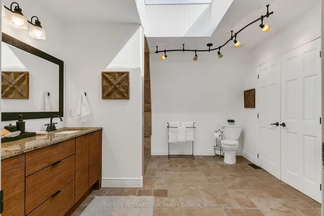 Additional image 22 of 1356 Bathurst St Unit 9