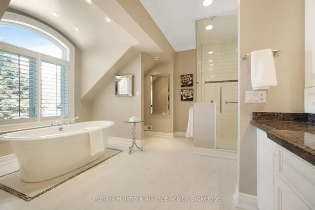 Additional image 23 of 1441 Lakeshore Rd