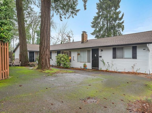 7956 SW 45th Ave, Portland, OR 97219