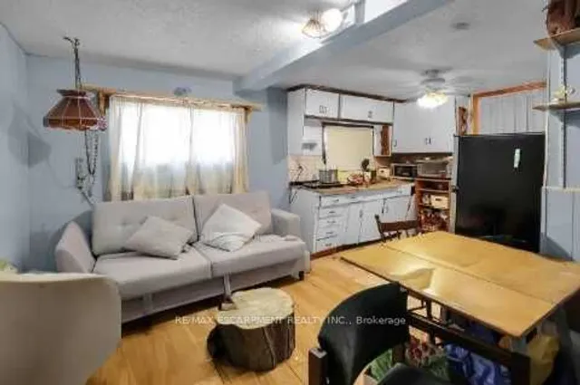 Additional image 13 of 1047 Ridge Rd