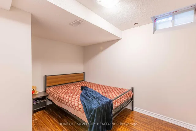 Additional image 28 of 73 Pendulum Circ