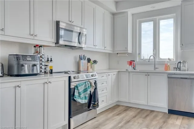 Additional image 10 of 61 Soho St Unit 46