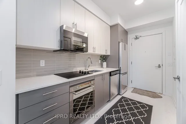 Additional image 10 of 415 Main St Unit 606