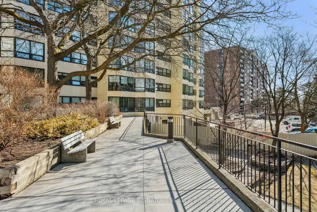 Additional image 30 of 8 Lisa St Unit PH2907