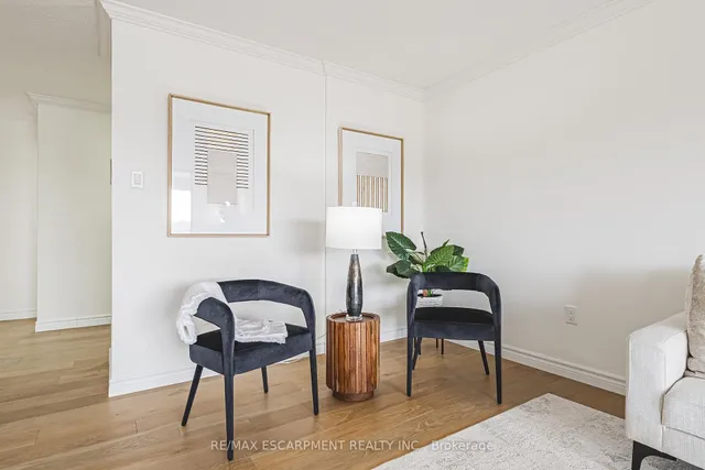 Additional image 5 of 2055 UPPER MIDDLE Rd Unit 808