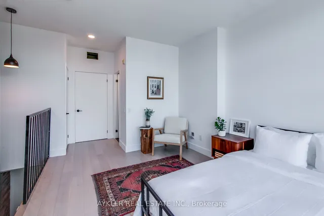 Additional image 16 of 901 Queen St Unit 604