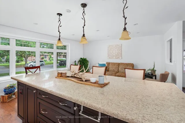 Additional image 15 of 8 Neapolitan Dr