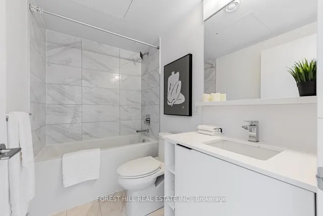 Additional image 15 of 85 Wood St Unit 3718