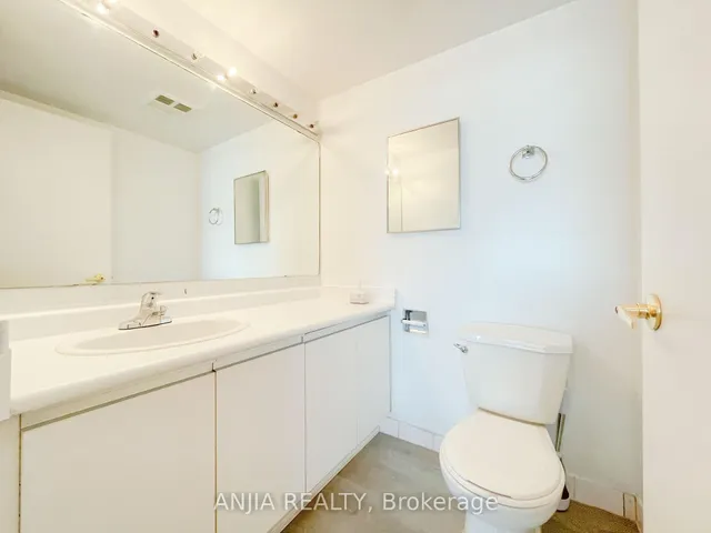 Additional image 40 of 300 Alton Towers Circ Unit 1601