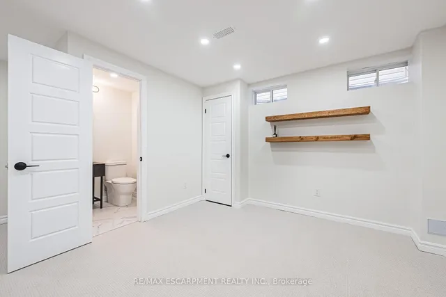 Additional image 39 of 249 Kinsman Dr