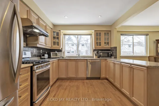 Additional image 9 of 8 Longwood Dr