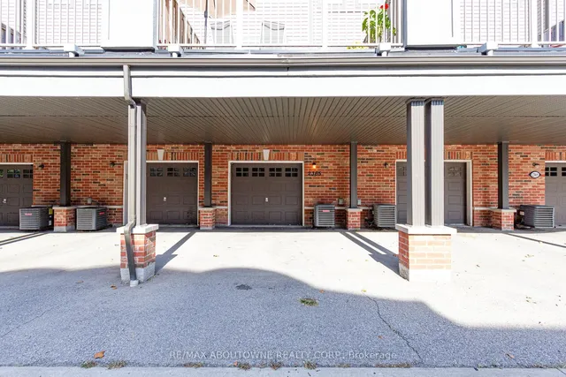 Additional image 30 of 2365 Lepage Common Dr