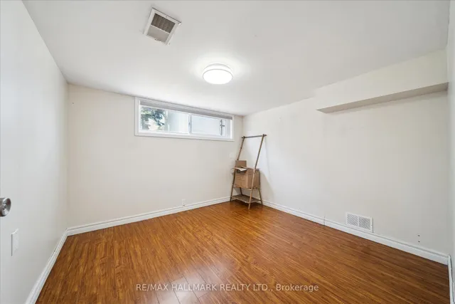 Additional image 33 of 728 Brimley Rd