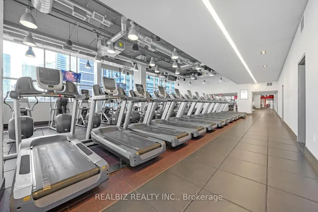 Additional image 38 of 386 Yonge St Unit 1516