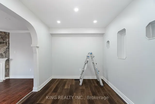 Additional image 14 of 6 Langdale Cres