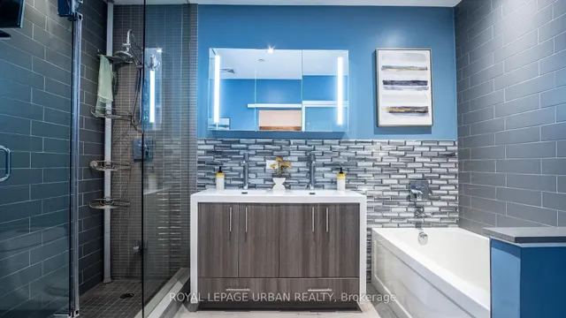 Additional image 21 of 207A Manning Ave