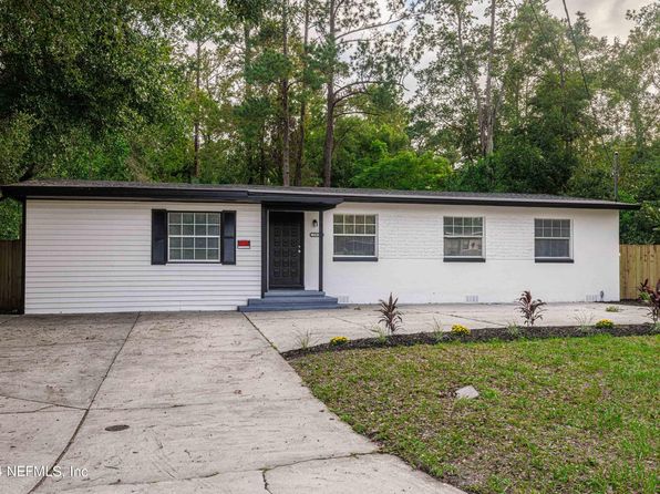 7854 DELAROCHE Drive, Jacksonville, FL 32210