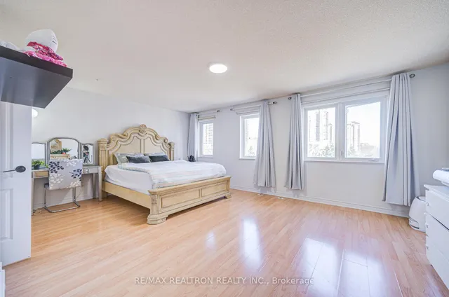 Additional image 29 of 119 Omni Dr Unit 18