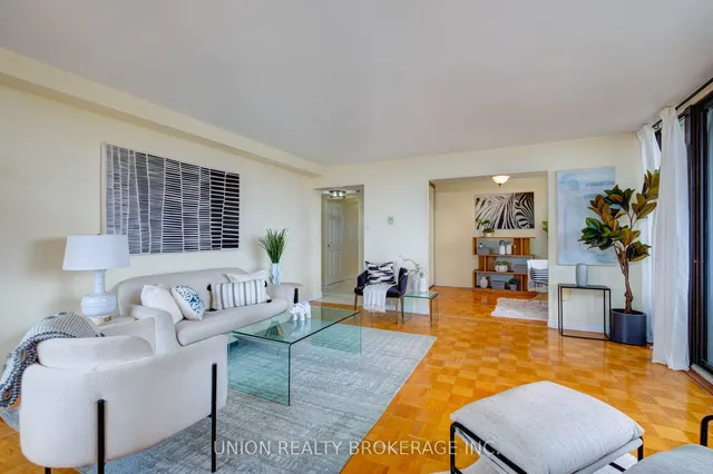 Additional image 3 of 980 Broadview Ave Unit 1202