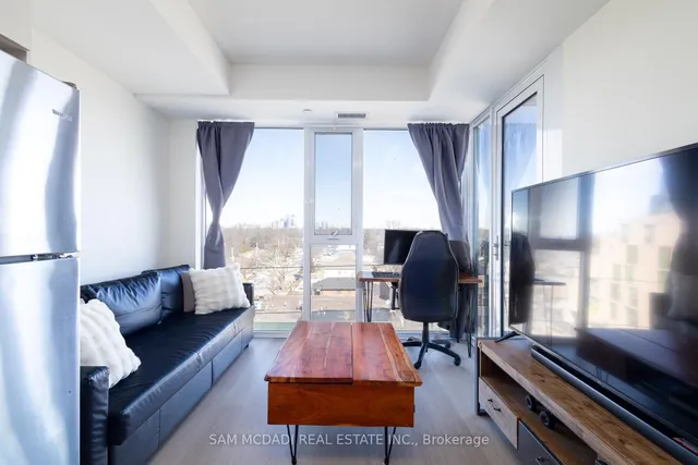 Additional image 10 of 859 The Queensway N/A Unit 521