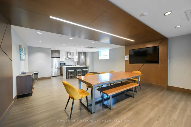 Additional image 34 of 16 Markle Cres Unit 409