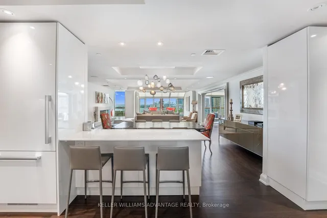 Additional image 36 of 211 Queens Quay Unit 905/906