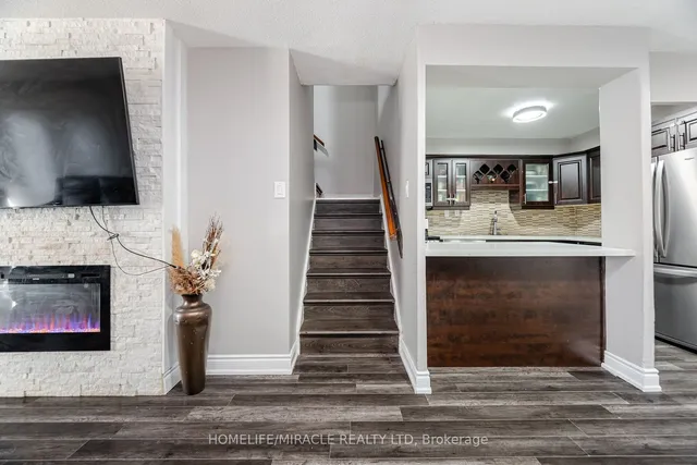 Additional image 16 of 2 Valhalla Inn Rd Unit 111