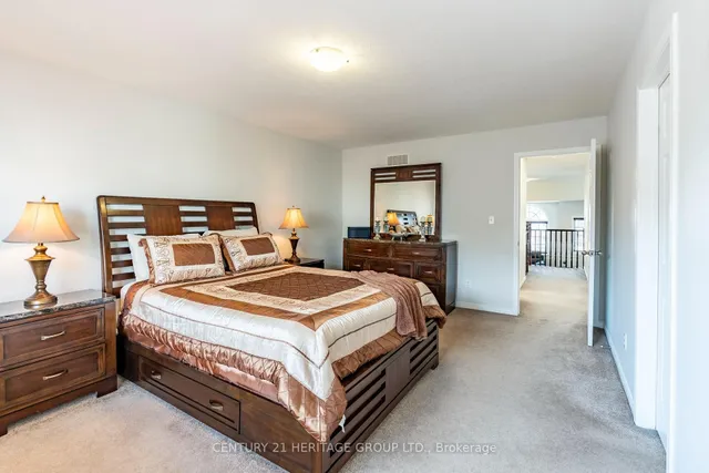 Additional image 31 of 382 Woodbine Ave