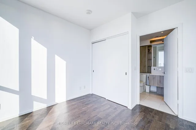 Additional image 22 of 101 Charles St Unit 3701