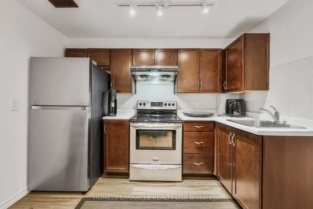 Additional image 36 of 34 Bernadino St