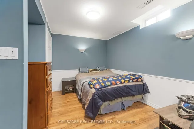 Additional image 35 of 76 Frances Ave Unit 14