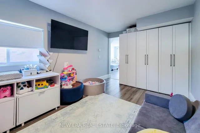 Additional image 20 of 2152 Pelee Blvd