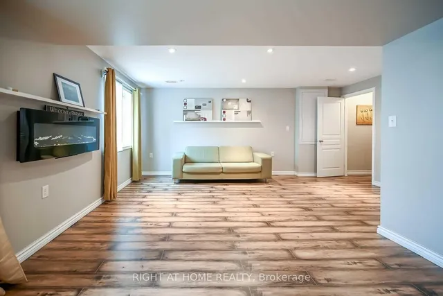 Additional image 28 of 96 Highgate Dr